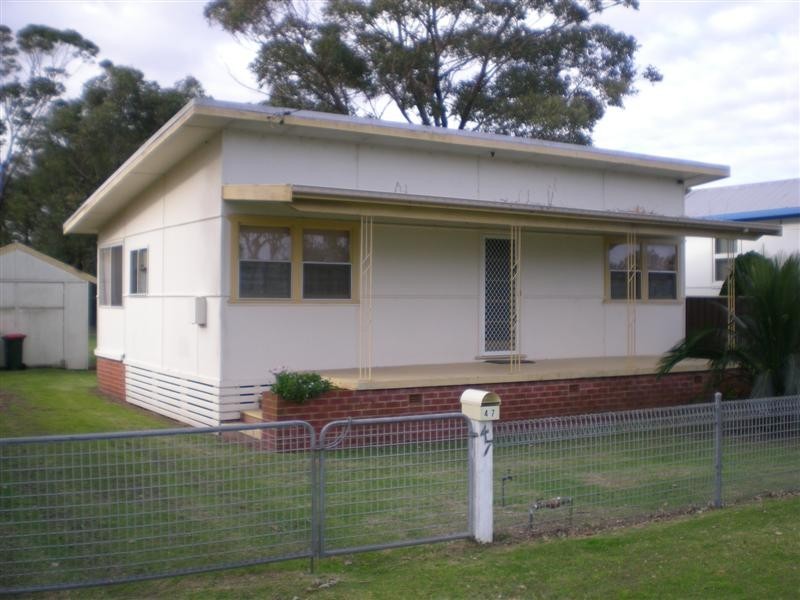 47 Renown Ave, Shoalhaven Heads NSW 2535