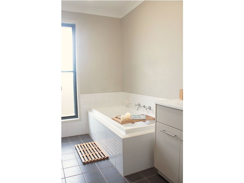 3 Ruby Lane, Meroo Meadow NSW 2540