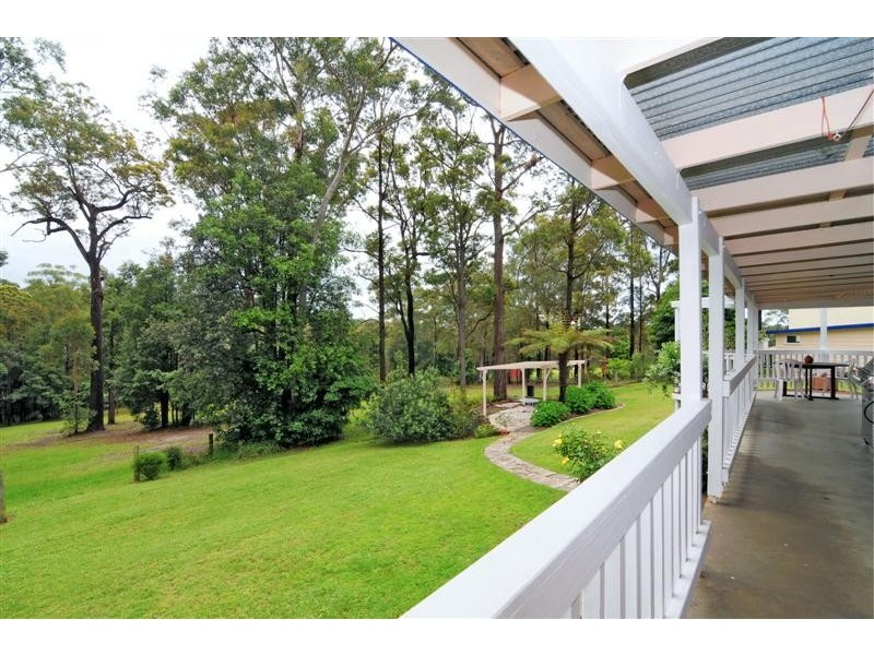 49 Woollamia Road, Falls Creek NSW 2540