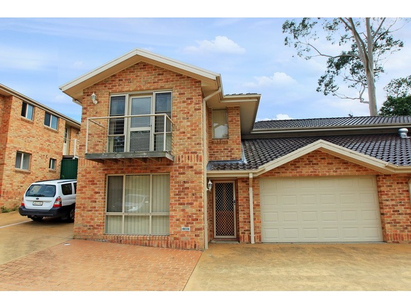 3/64 Brinnawarr Street, Bomaderry NSW 2541