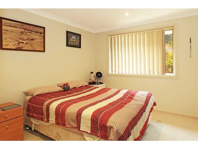 3/64 Brinawarr St, Bomaderry NSW 2541