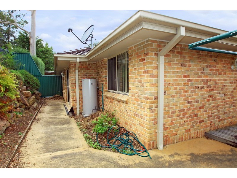 3/64 Brinawarr St, Bomaderry NSW 2541