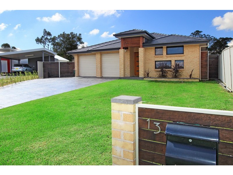 13 Hanover Close, South Nowra NSW 2541