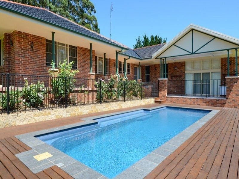 8 Thomas Close, Berry NSW 2535