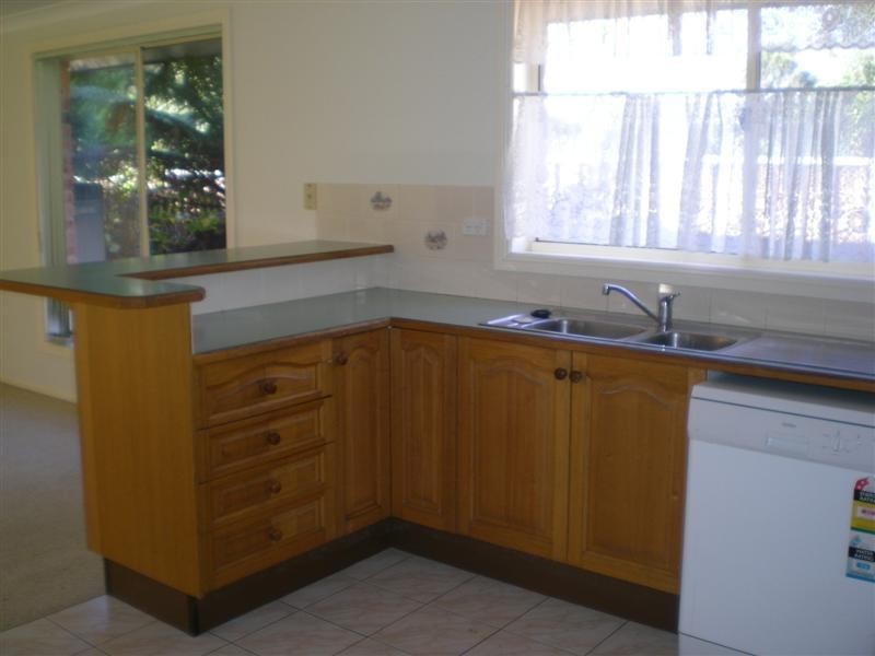 3 Raymond Place, Cambewarra NSW 2540