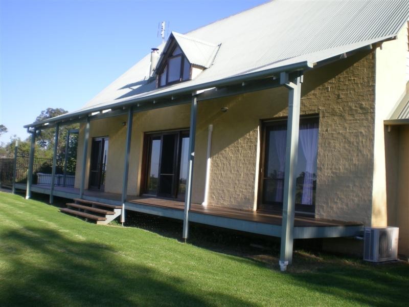 383D PARMA ROAD, Falls Creek NSW 2540