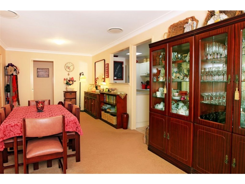 16 Lydon Crescent, Nowra NSW 2541