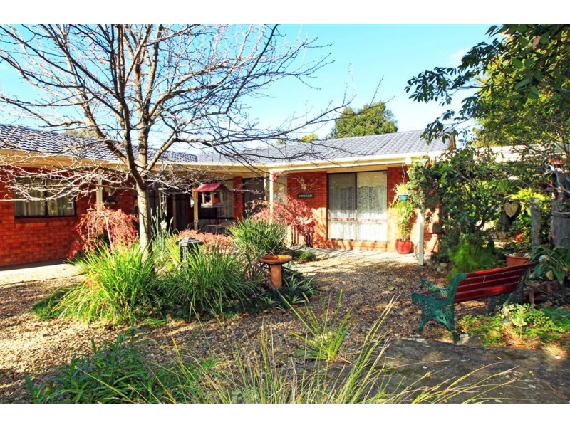 16 Lydon Crescent, Nowra NSW 2541