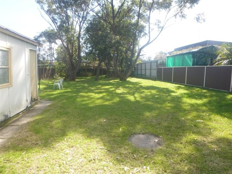 47 RENOWN AVE, Shoalhaven Heads NSW 2535