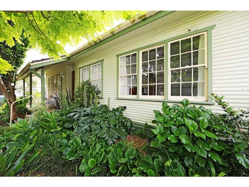 20 Lynburn Ave, Bomaderry NSW 2541