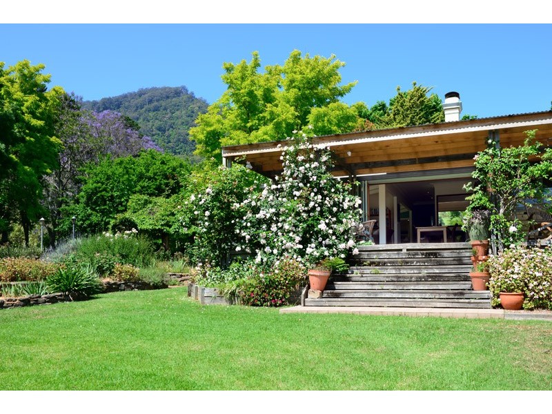 201 Tannery Rd, Cambewarra NSW 2540