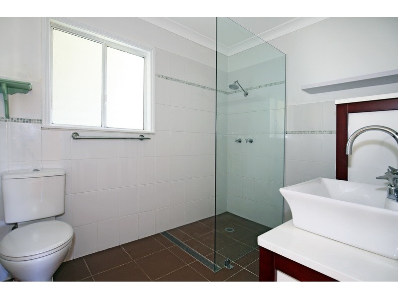 30 Aspinall St, Shoalhaven Heads NSW 2535