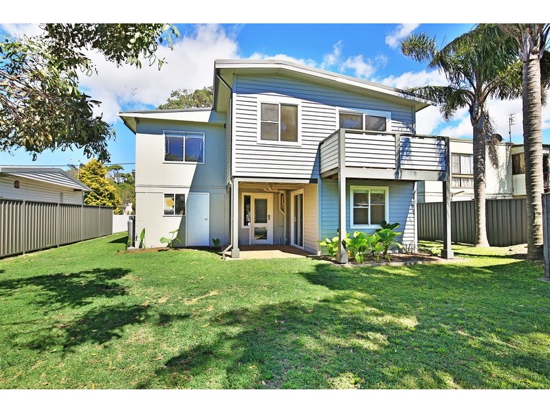 30 Aspinall St, Shoalhaven Heads NSW 2535