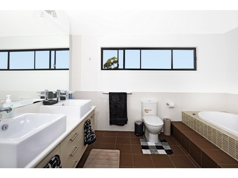 42 Kongoola Ave, Cambewarra NSW 2540