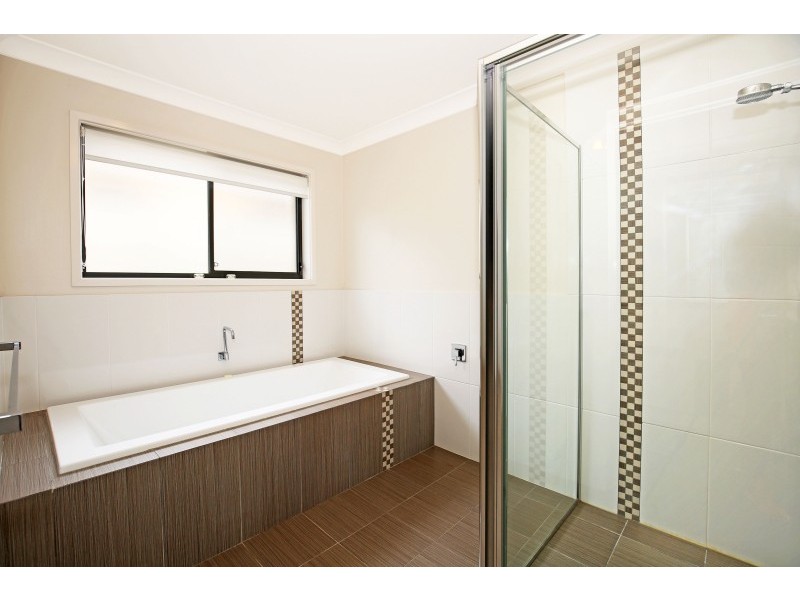 54 Emerald Drive, Meroo Meadow NSW 2540