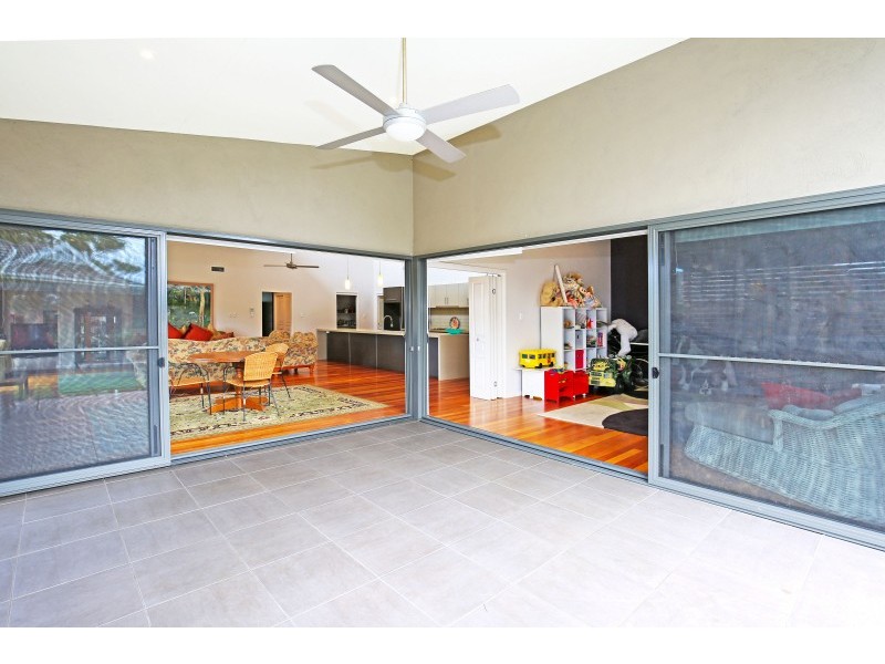 54 Emerald Drive, Meroo Meadow NSW 2540