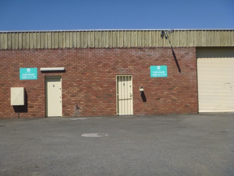 24 RAILWAY STREET, Bomaderry NSW 2541