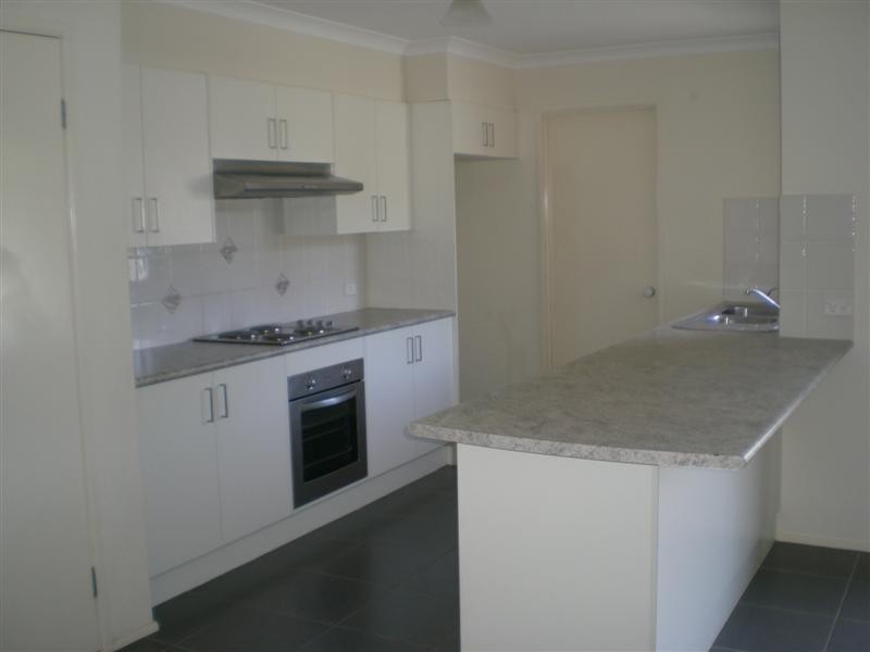 34 COCONUT DRIVE, North Nowra NSW 2541