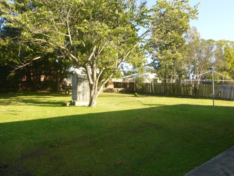 39 Mulgan Cres, Bomaderry NSW 2541