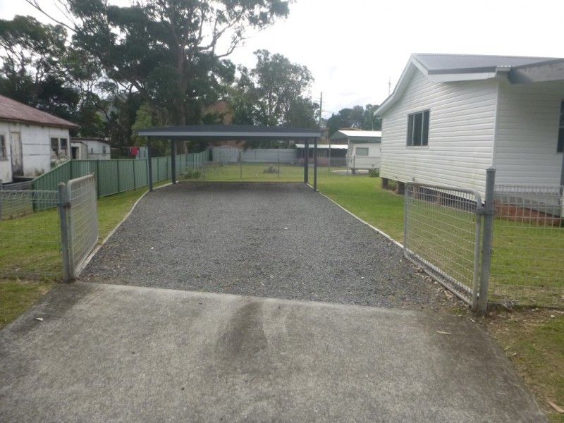 43 River Road, Shoalhaven Heads NSW 2535