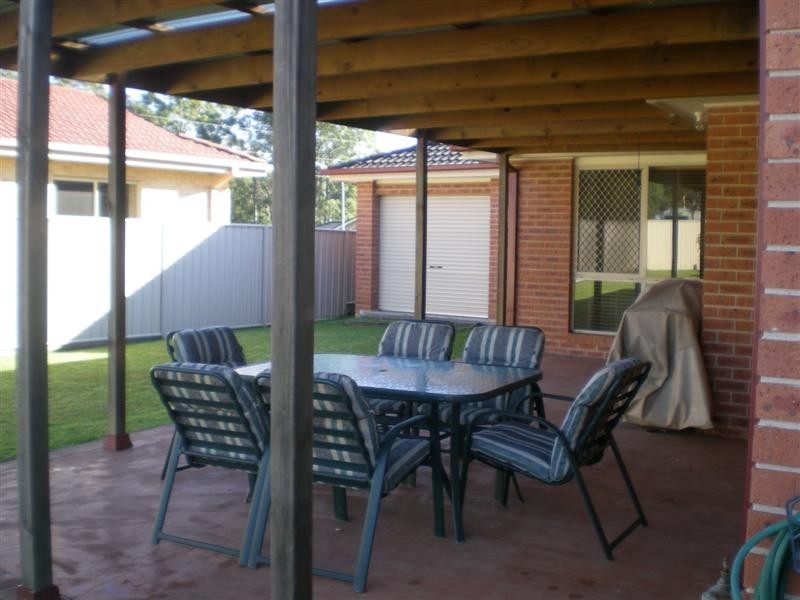 24 LIGHTWOOD DRIVE, West Nowra NSW 2541