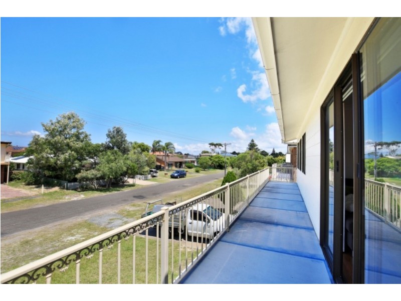 26 Verge Road, Callala Beach NSW 2540