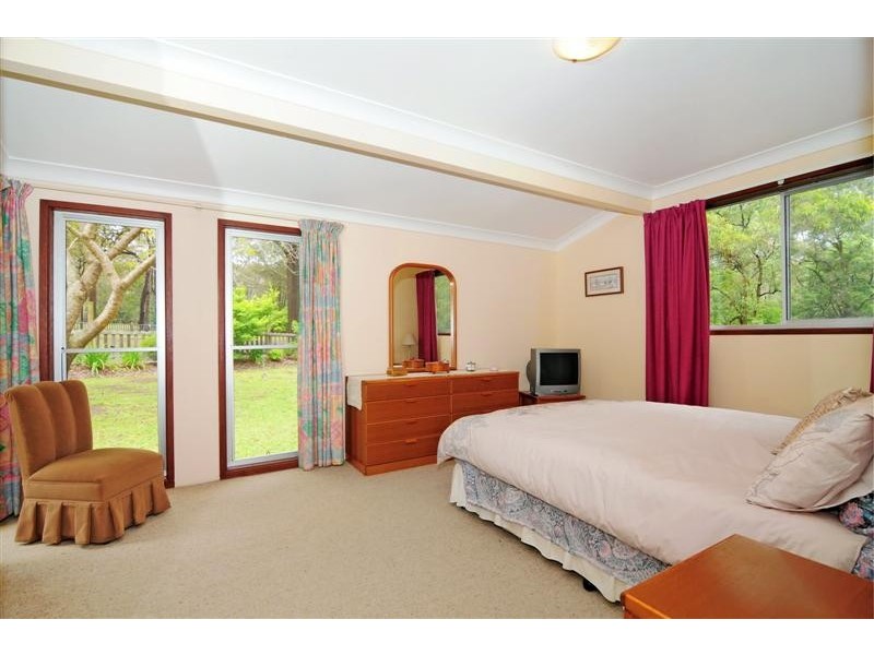 49 WOOLLAMIA ROAD, Falls Creek NSW 2540