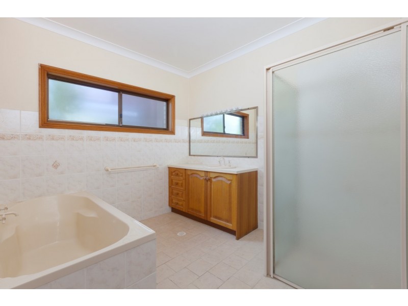 104 SCOTT STREET, Shoalhaven Heads NSW 2535