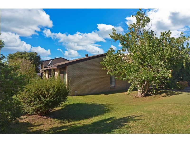 5 4 BURR AVENUE, Nowra NSW 2541