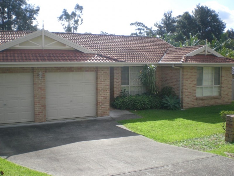 13 MAGNOLIA GROVE, Bomaderry NSW 2541