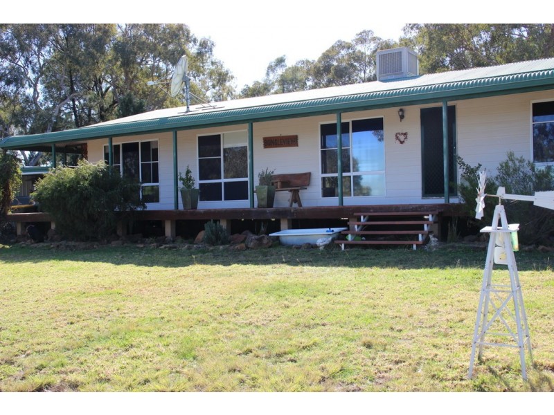 ‘BUNGLEVIEW’ 50 MAJOR MITCHELL ROAD, Coonabarabran NSW 2357