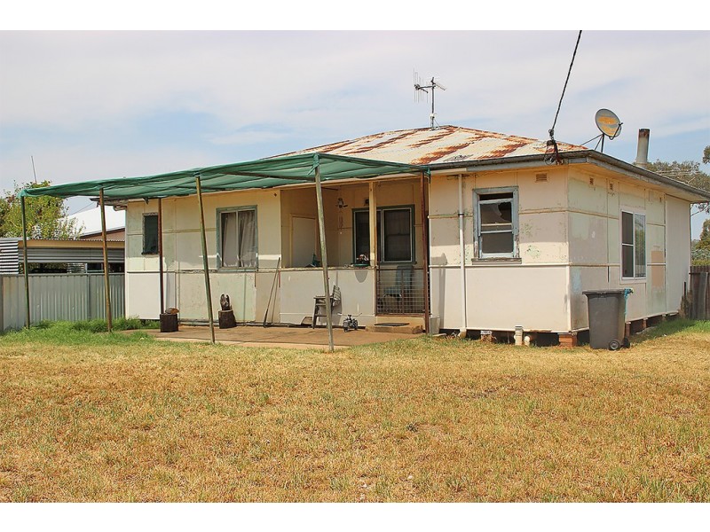 47 CHARLES STREET, Coonabarabran NSW 2357
