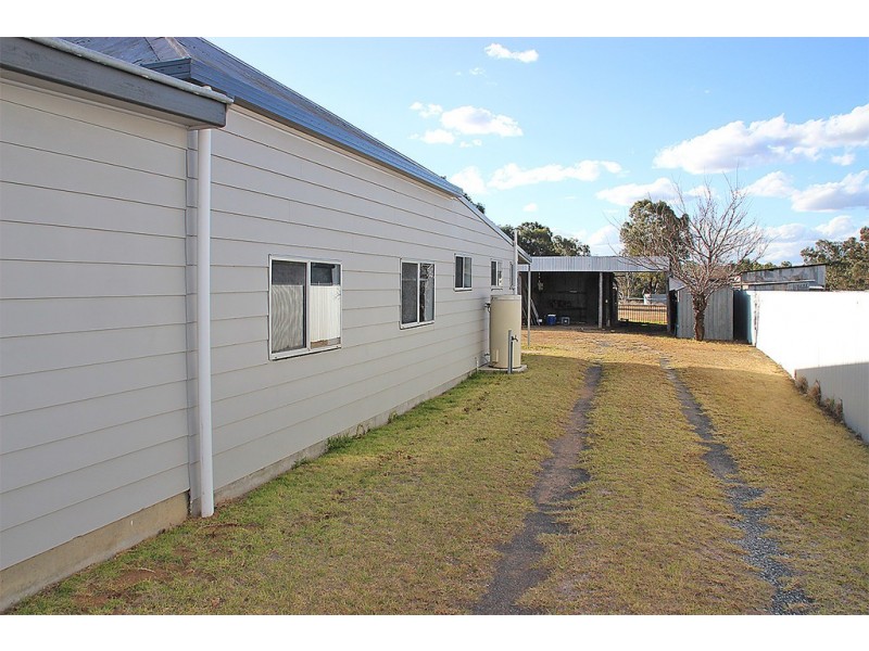 27 DRUMMOND, Coonabarabran NSW 2357