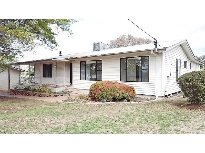20 KING STREET, Coonabarabran NSW 2357