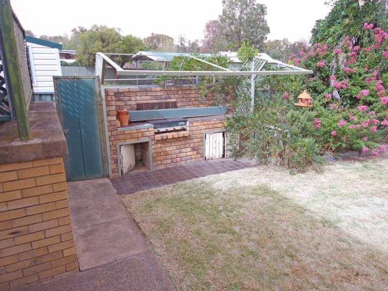 14 Knight Street, Coonabarabran NSW 2357