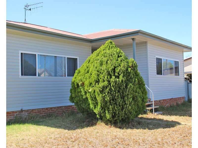 47 CHARLES STREET, Coonabarabran NSW 2357