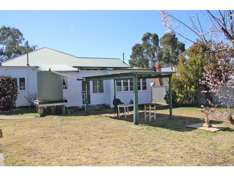 6 CASSILIS STREET, Coonabarabran NSW 2357