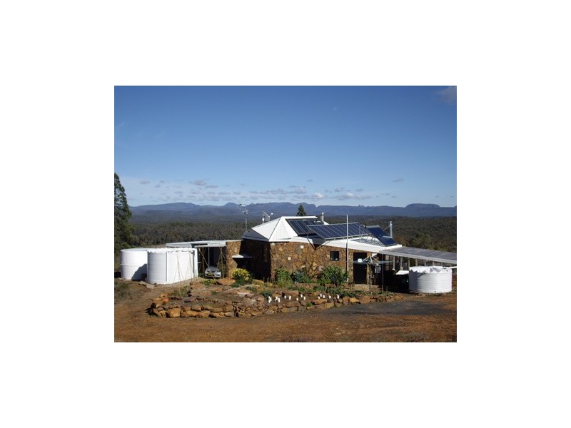 230 ‘BANGALAY COTTAGE’  Tothills Road, Coonabarabran NSW 2357