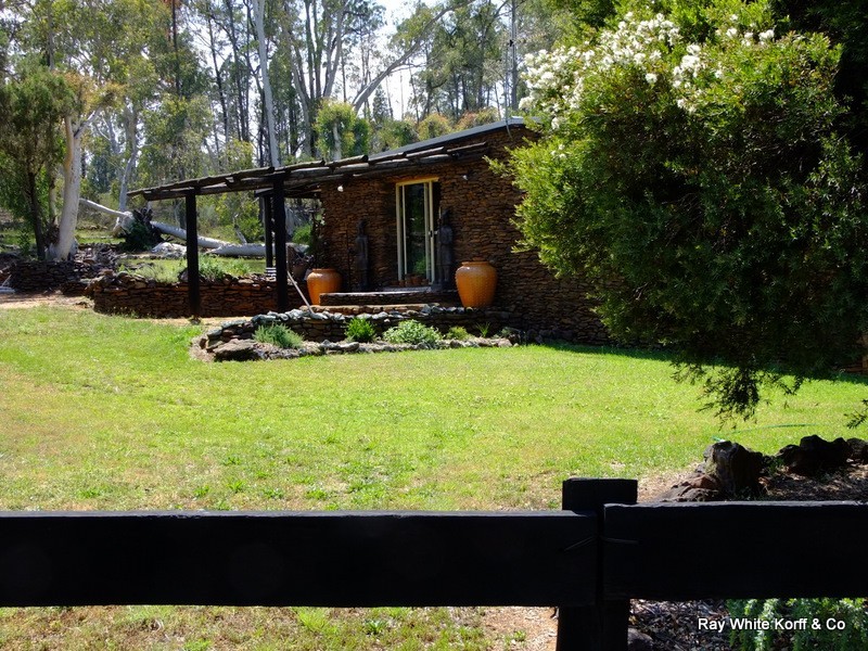 THIS – L – DOO Dows Lane, Coonabarabran NSW 2357