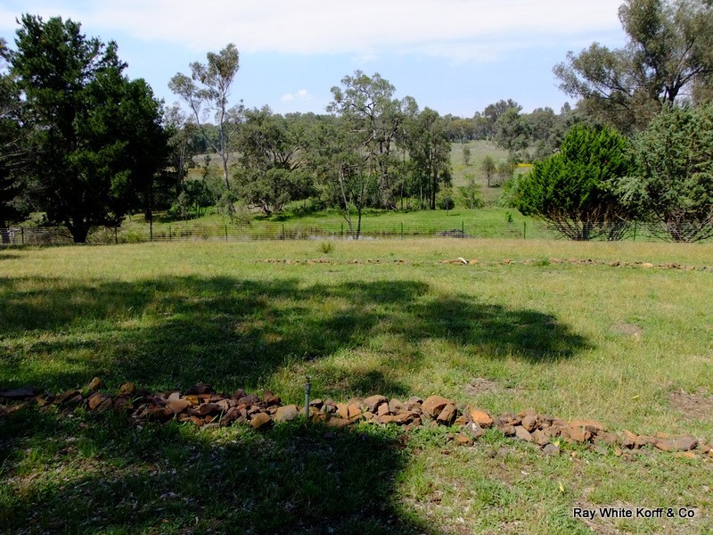 THIS – L – DOO Dows Lane, Coonabarabran NSW 2357