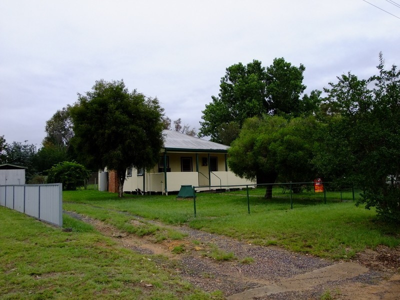 132 Dalgarno Street, Coonabarabran NSW 2357