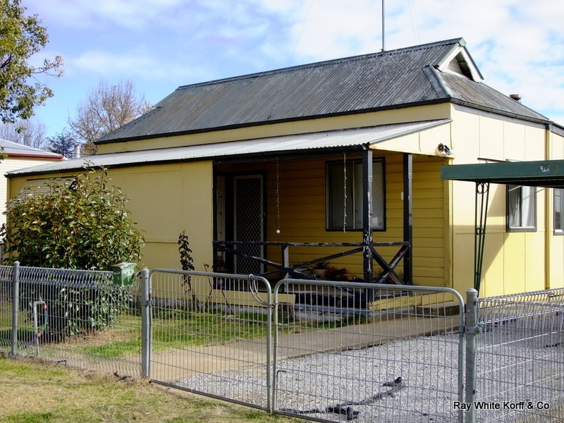 32 Knight Street, Coonabarabran NSW 2357