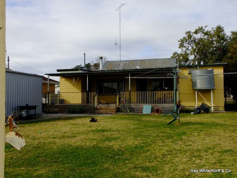 32 Knight Street, Coonabarabran NSW 2357