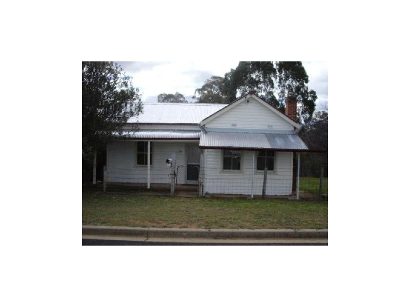 13 Watt, Binnaway NSW 2395
