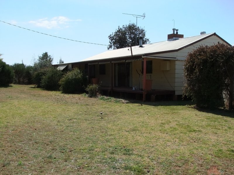 140 Boxridge Road, Binnaway NSW 2395