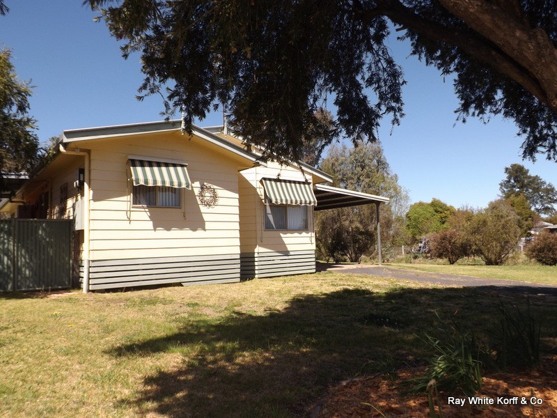 42 Edward Street, Coonabarabran NSW 2357