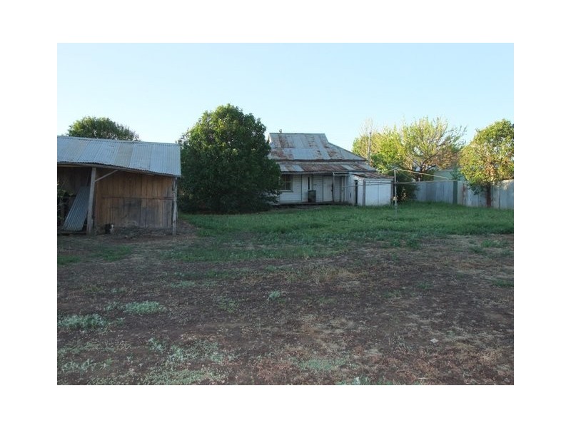 32 King Street, Coonabarabran NSW 2357