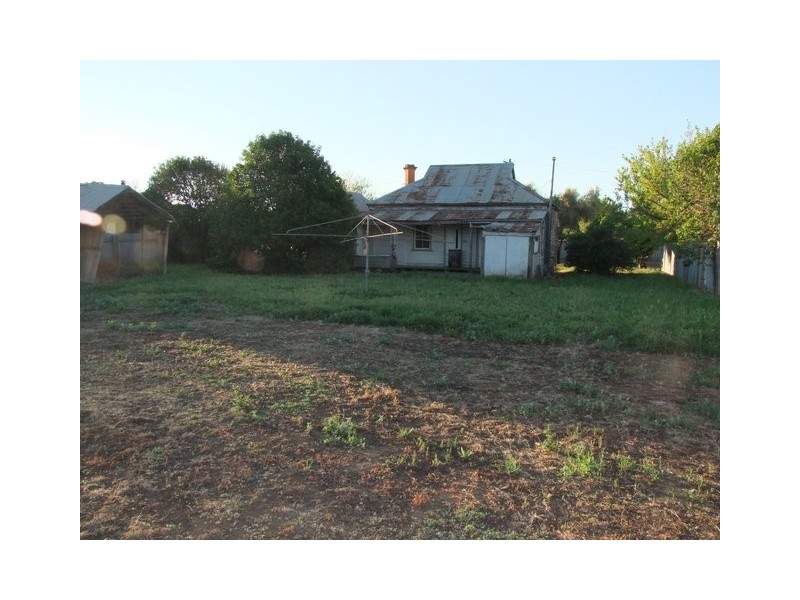 32 King Street, Coonabarabran NSW 2357