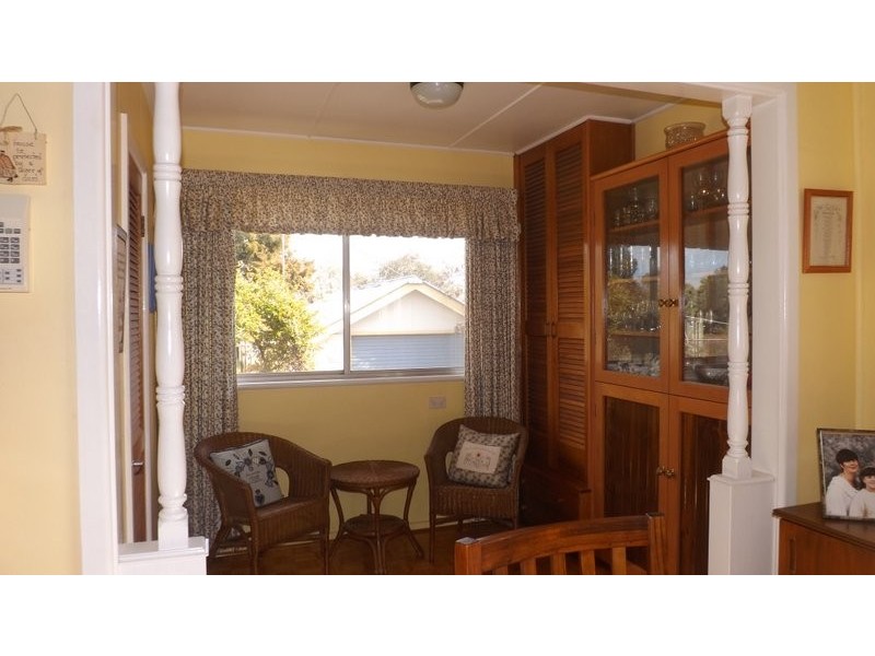 16 Knight Street, Coonabarabran NSW 2357