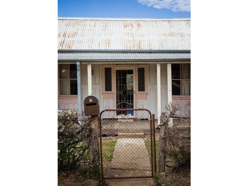 16-18 North Street, Coonabarabran NSW 2357